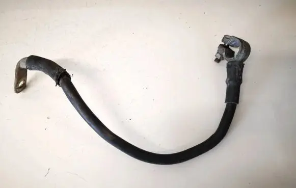 Volkswagen PASSAT B5 Positive cable (battery)