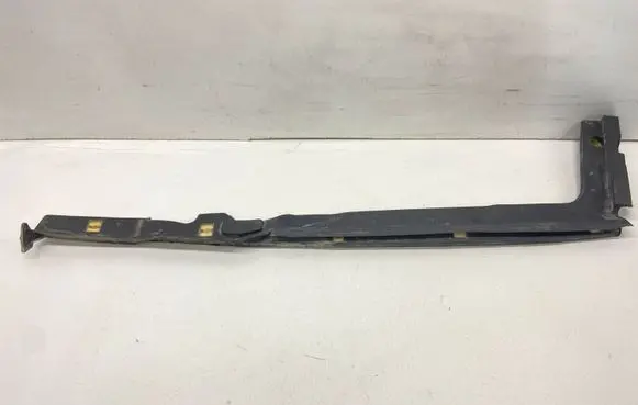 Mercedes-Benz E W124 Other engine bay part A1248800297 1248800297