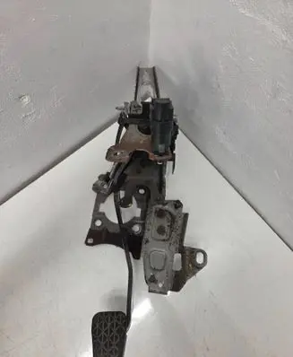 Ford Turneo Courier Brake pedal 16A43031 4117