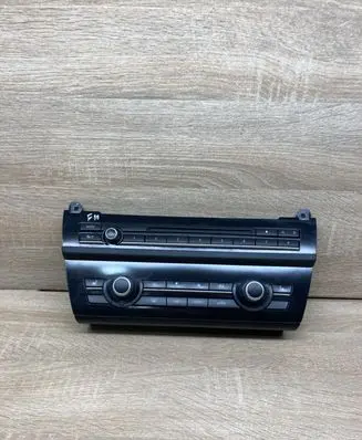 BMW 5 F10 F11 Climate control unit 9388321