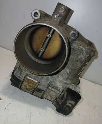 Volkswagen Golf Plus Throttle valve 03C133062A
