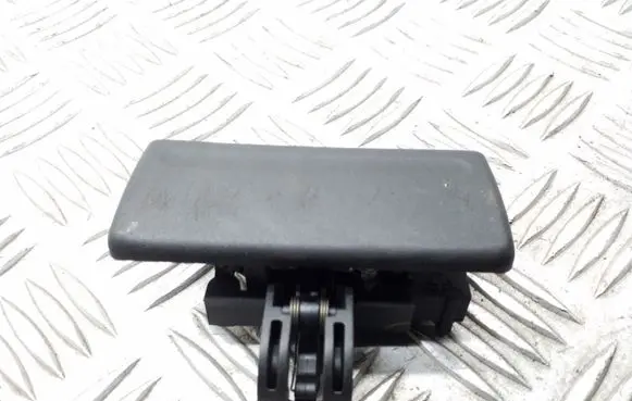 Ford Mondeo MK IV Glove box handle 4M51A060C16AAW