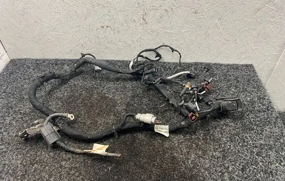 Volkswagen PASSAT B8 Engine installation wiring loom 04L972627EA