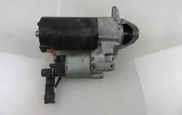 Mercedes-Benz A W169 Starter motor 0001108217