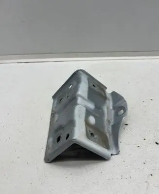 Renault Austral Fender mounting bracket 663505305R 2323