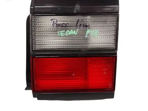 Volkswagen PASSAT B3 Tailgate rear/tail lights 357945108 357945107