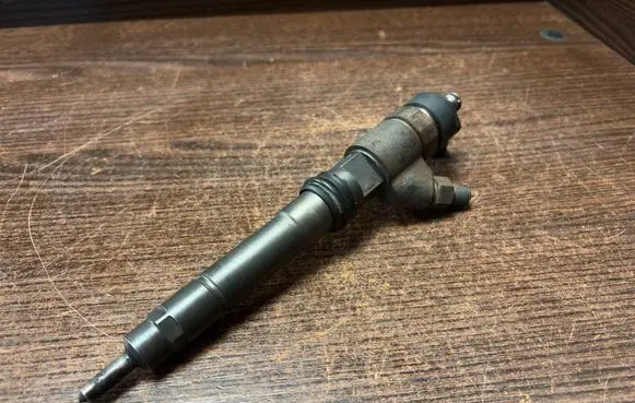 Fiat Ducato Fuel injector 044520011