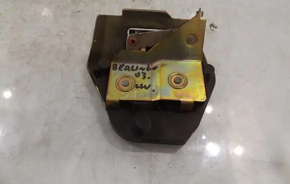 Citroen Berlingo Sliding door lock 