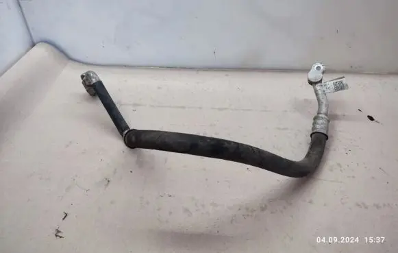 Audi A4 S4 B8 8K Air conditioning (A/C) pipe/hose 8T0260701C