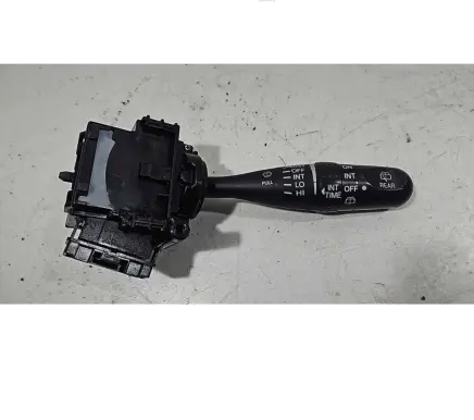 Suzuki Grand Vitara II Wiper control stalk