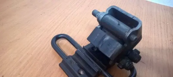 Audi A6 Allroad C6 Rear door lower hinge 8E0833411