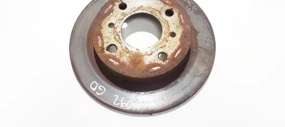 Nissan Almera N16 Rear brake disc neventiliuojamas