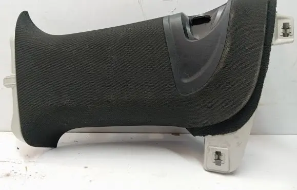 Mercedes-Benz C W205 (B) pillar trim (top) A2056907325