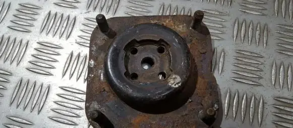 Mazda 323 F Coil spring mount 