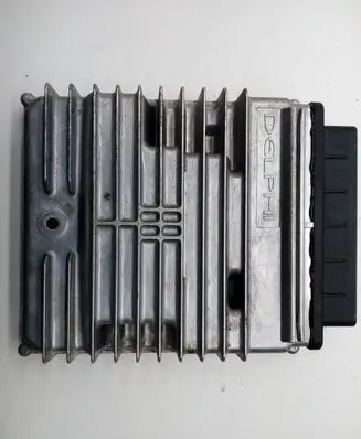 Ford Focus Engine control unit/module 2M5A12A650PC R0411C004D