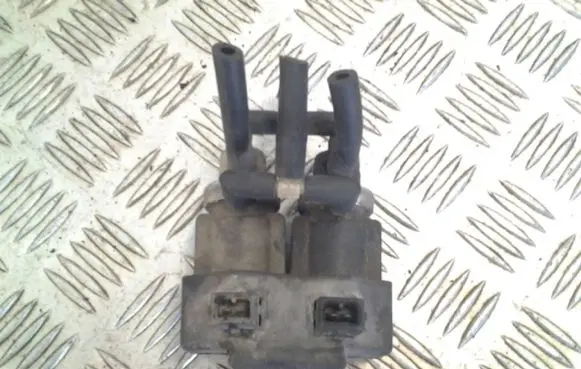 Audi A6 S6 C5 4B Turbo solenoid valve 059906627A