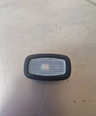 Mercedes-Benz C W205 Other interior light A0009063105 16T321 9051