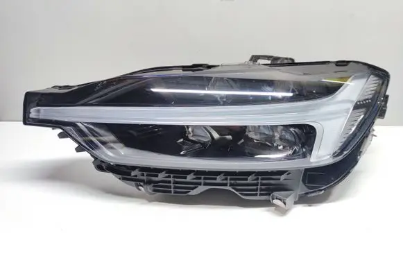 Volvo XC60 Headlight/headlamp 32420430