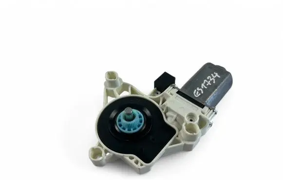 Audi A8 S8 D5 Front door window regulator motor 4K0959802