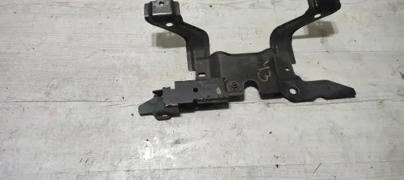 Mazda 3 III Engine bonnet/hood lock/catch GHP9 57KX0