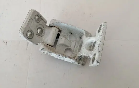 Mercedes-Benz Sprinter W906 Loading door upper hinge A9067400537
