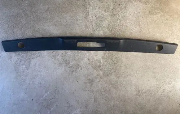 Volkswagen Phaeton Tailgate/boot lid lock trim 3D5868503