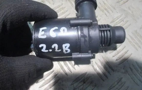 BMW 5 E60 E61 Electric auxiliary coolant/water pump 6988960 1037851 02078290