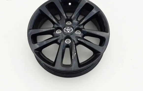 Toyota Yaris R15 alloy rim 