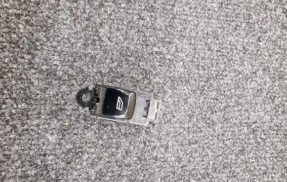 Volvo XC90 Electric window control switch 31376458