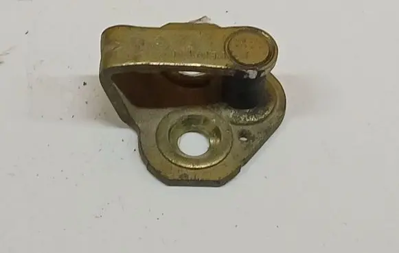 Renault Scenic I Front door lock loop/hook striker