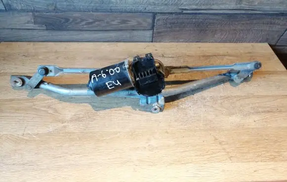 Audi A6 S6 C5 4B Front wiper linkage and motor