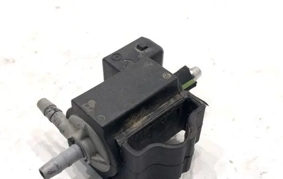 Opel Astra J Fuel pressure regulator 55594280