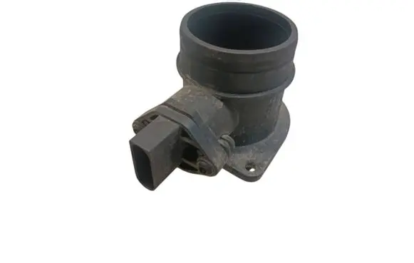 Volkswagen Golf IV Mass air flow meter 0280217121 06A906461