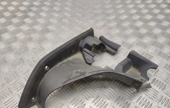 Mercedes-Benz E C207 W207 Other trunk/boot trim element A2076930533