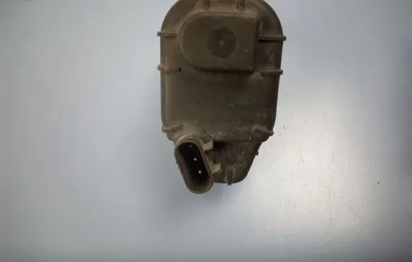 Opel Omega B1 Headlight level adjustment motor 90457812 00437514