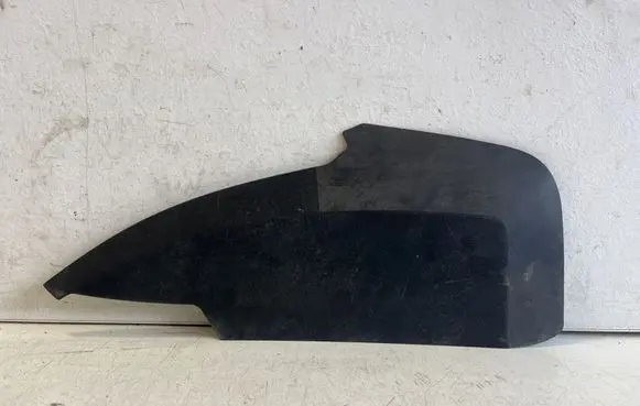 Audi TT TTS RS Mk3 8S Rear/tail light trim molding 8S0945253