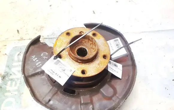 BMW 3 E90 E91 Rear brake disc plate dust cover 6762857 6764367-03 67628576764367-03