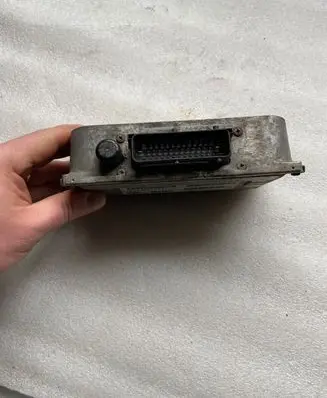 Renault Scenic I Comfort/convenience module 8200306335 YZFB011473 04470075