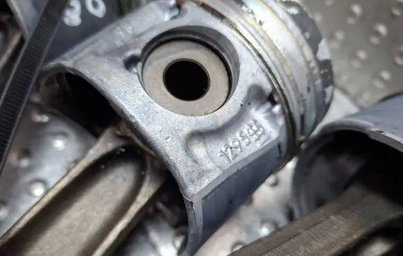Citroen Jumpy Piston S27649006 RHR RHJ