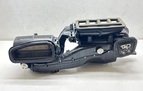 Dodge Durango III Interior heater climate box assembly P68245823AE FK398005