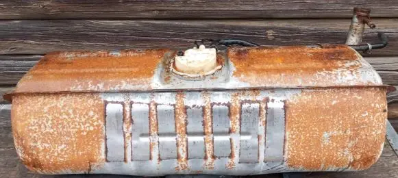 Jaguar XJ X40 Fuel tank EBC4677
