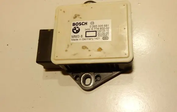 BMW 5 E60 E61 ESP acceleration yaw rate sensor 0265005681 34526774602 5638
