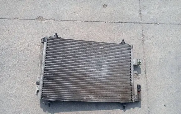 A/C cooling radiator (condenser)