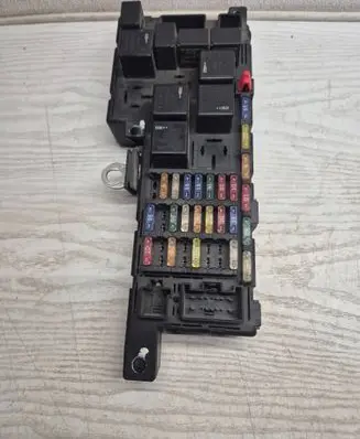 Volvo V70 Fuse module 8678449 030630091355 518828009