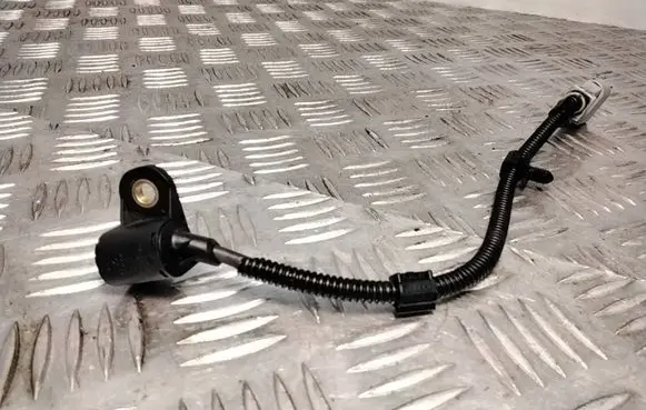 Volkswagen Jetta V Crankshaft position sensor 9805940