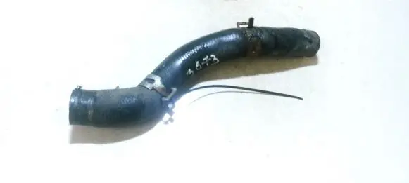 Suzuki Swift I Engine coolant pipe/hose