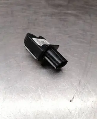 Toyota Aygo AB10 Airbag deployment crash/impact sensor 8983102020