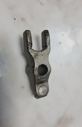 Opel Insignia A Fuel Injector clamp holder