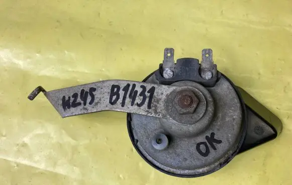 Mercedes-Benz B W245 Horn signal A0055424220