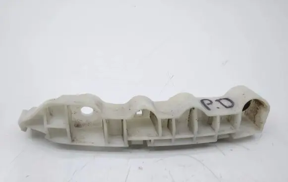 Peugeot 4007 Front bumper mounting bracket